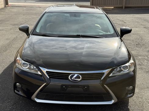 Used 2015 Lexus CT 200h image 4