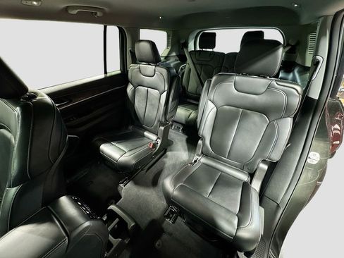 Used 2022 Jeep Grand Cherokee L Limited w/ Trailer Tow Group (B) image 13