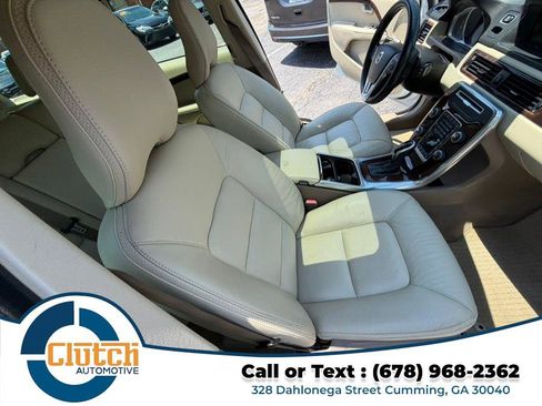 Used 2014 Volvo XC70 3.2 AWD/4WD image 18