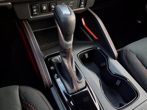 Certified 2025 Nissan Frontier PRO-4X w/ Pro Convenience Package image 14