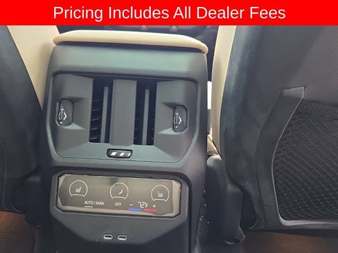 Used 2025 BMW X3 xDrive30i w/ Premium Package AWD/4WD image 21