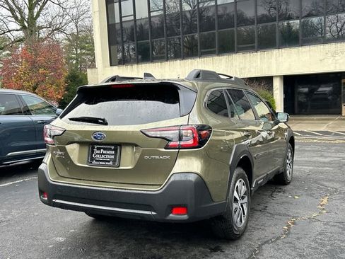 New 2025 Subaru Outback Premium w/ Popular Package #1A image 2