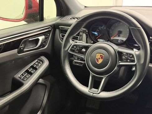Used 2019 Porsche Macan S image 17