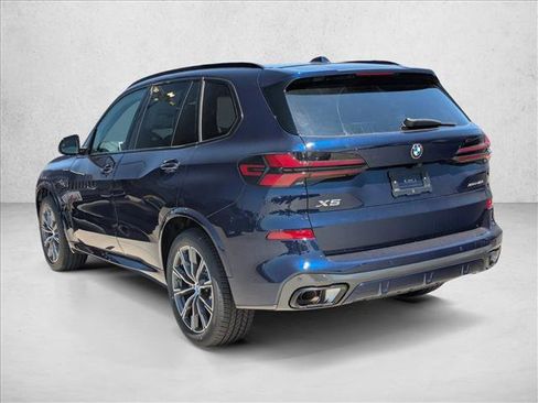 New 2026 BMW X5 xDrive40i w/ M Sport Package AWD/4WD image 9