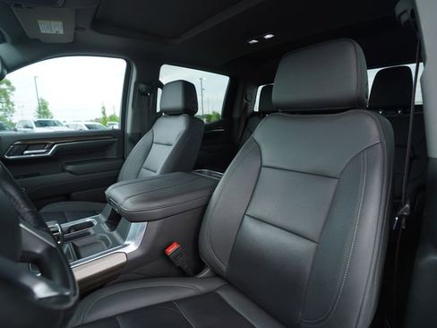 Used 2024 Chevrolet Silverado 1500 LT Trail Boss w/ Convenience Package II AWD/4WD image 40