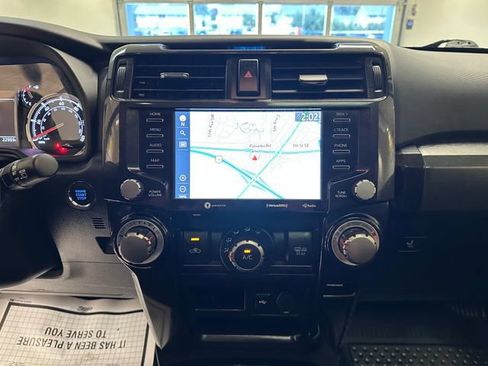 Used 2023 Toyota 4Runner TRD Off-Road Premium w/ Off Road Premium Plus Package AWD/4WD image 12