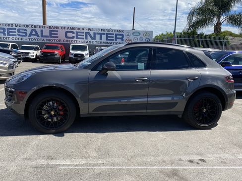 Used 2018 Porsche Macan S w/ Premium Package Plus AWD/4WD image 8