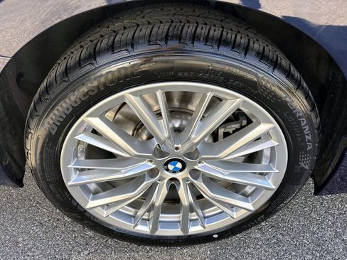 Certified 2023 BMW 330i xDrive Sedan w/ Premium Package image 10