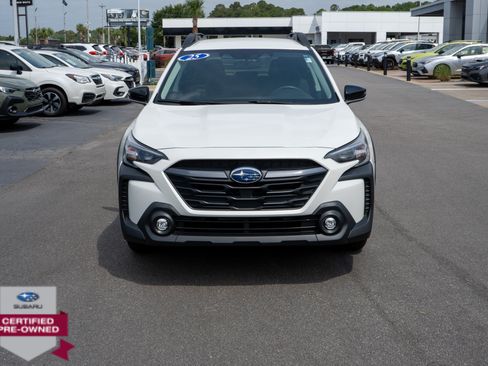 Certified 2025 Subaru Outback Premium AWD/4WD image 8