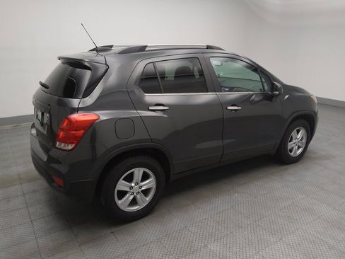 Used 2020 Chevrolet Trax LT w/ Driver Confidence Package FWD image 10