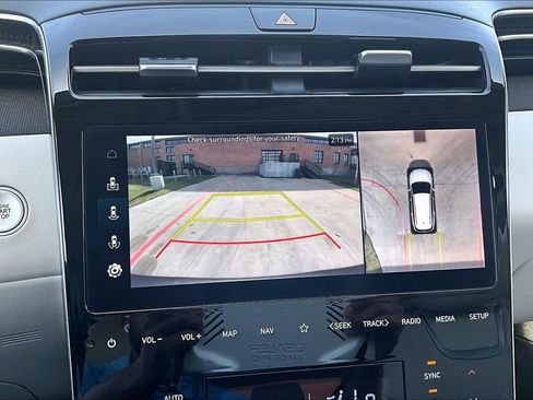 Used 2023 Hyundai Tucson Limited image 30