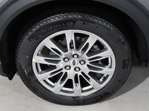 New 2026 Ford Explorer Active image 26