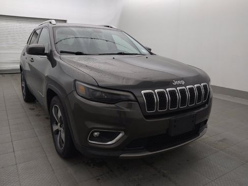 Used 2019 Jeep Cherokee Limited FWD image 13