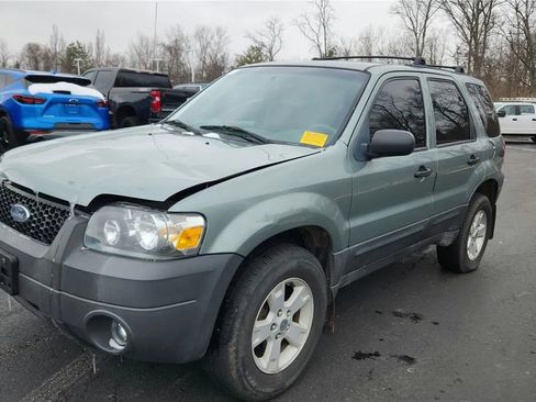 Used 2005 Ford Escape XLT image 6