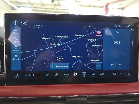 Used 2023 Lincoln Corsair Reserve w/ Equipment Group 201A image 27