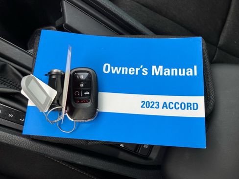 Used 2023 Honda Accord EX image 38