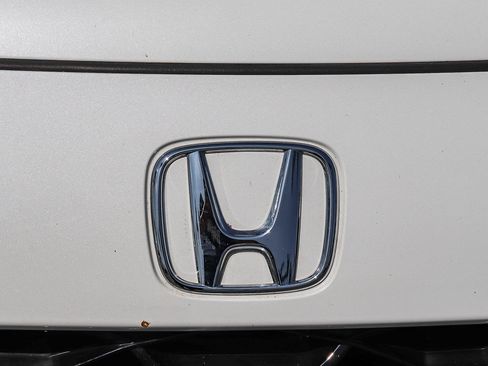 Used 2024 Honda HR-V EX-L image 4