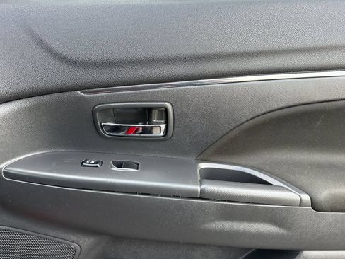 Used 2022 Mitsubishi Outlander Sport ES FWD image 18