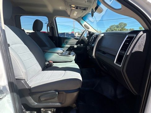 Used 2018 RAM 2500 SLT image 13