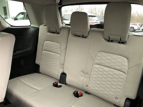 New 2025 Nissan Pathfinder SV image 20