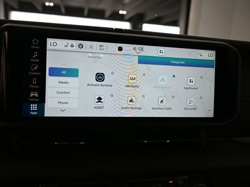 Used 2024 Jeep Gladiator Sport w/ Premium Package image 19