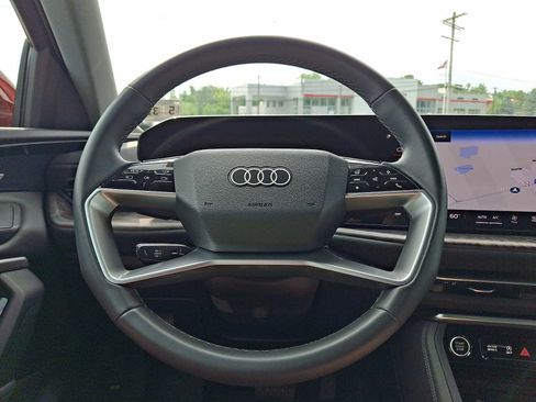 Used 2025 Audi Q5 Premium Plus AWD/4WD image 18