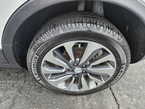 Used 2021 Buick Encore Preferred image 25