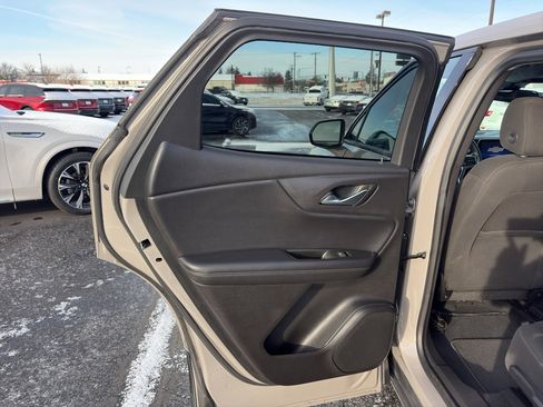 Used 2021 Chevrolet Blazer LT image 13