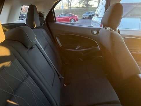 Used 2021 Ford EcoSport SE w/ SE Convenience Package image 5