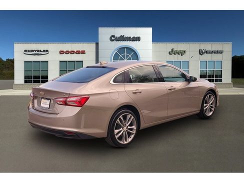 Used 2024 Chevrolet Malibu LT FWD image 3