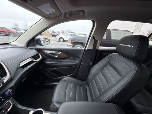 Certified 2024 GMC Terrain Denali w/ Black Diamond Edition image 15