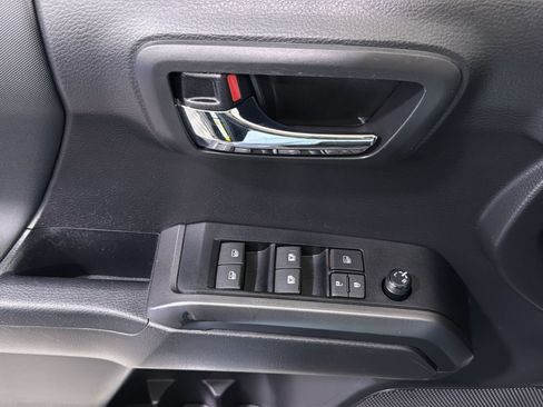 Used 2023 Toyota Tacoma TRD Sport AWD/4WD image 35