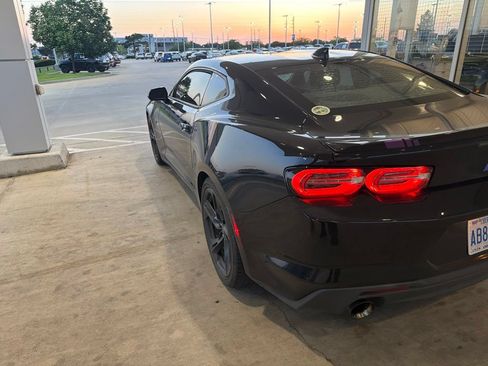 Used 2020 Chevrolet Camaro LT w/ RS Package RWD image 7