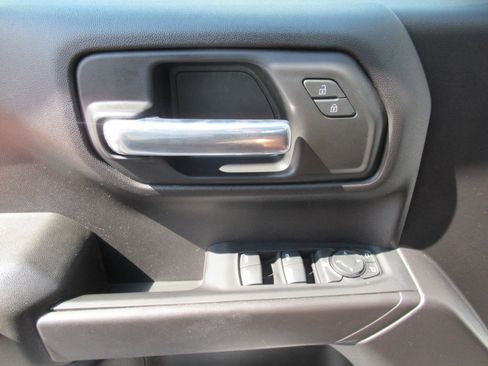 Used 2024 Chevrolet Silverado 1500 Custom Trail Boss w/ LPO, Dark Essentials Package AWD/4WD image 22