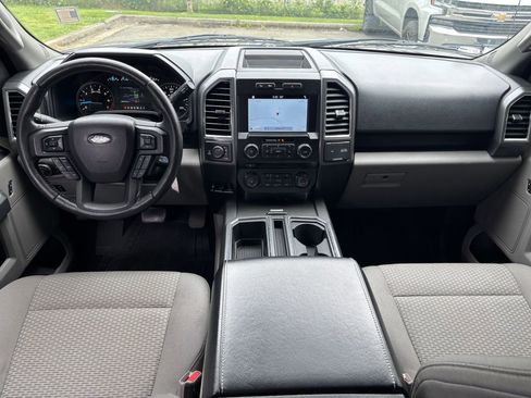 Used 2016 Ford F150 XLT w/ Equipment Group 302A Luxury AWD/4WD image 23