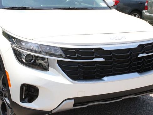Certified 2024 Kia Seltos LX AWD/4WD image 40