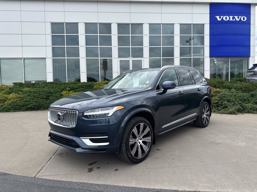 Used 2023 Volvo XC90 T8 Plus w/ Protection Package Premier AWD/4WD image 41