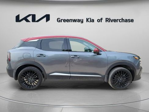 Used 2025 Nissan Kicks SR FWD image 7