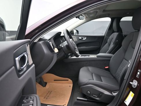 New 2026 Volvo XC60 B5 Plus AWD/4WD image 11