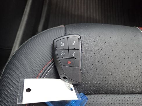Used 2024 Chevrolet Traverse RS AWD/4WD image 40