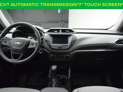 Used 2022 Chevrolet TrailBlazer LT w/ Driver Confidence Package FWD image 4