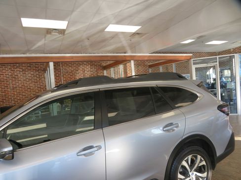 Used 2021 Subaru Outback Limited w/ Popular Package #2 image 71