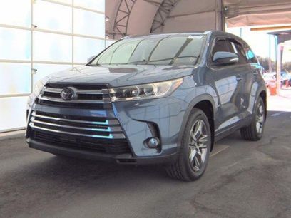 Used 2018 Toyota Highlander Limited Platinum