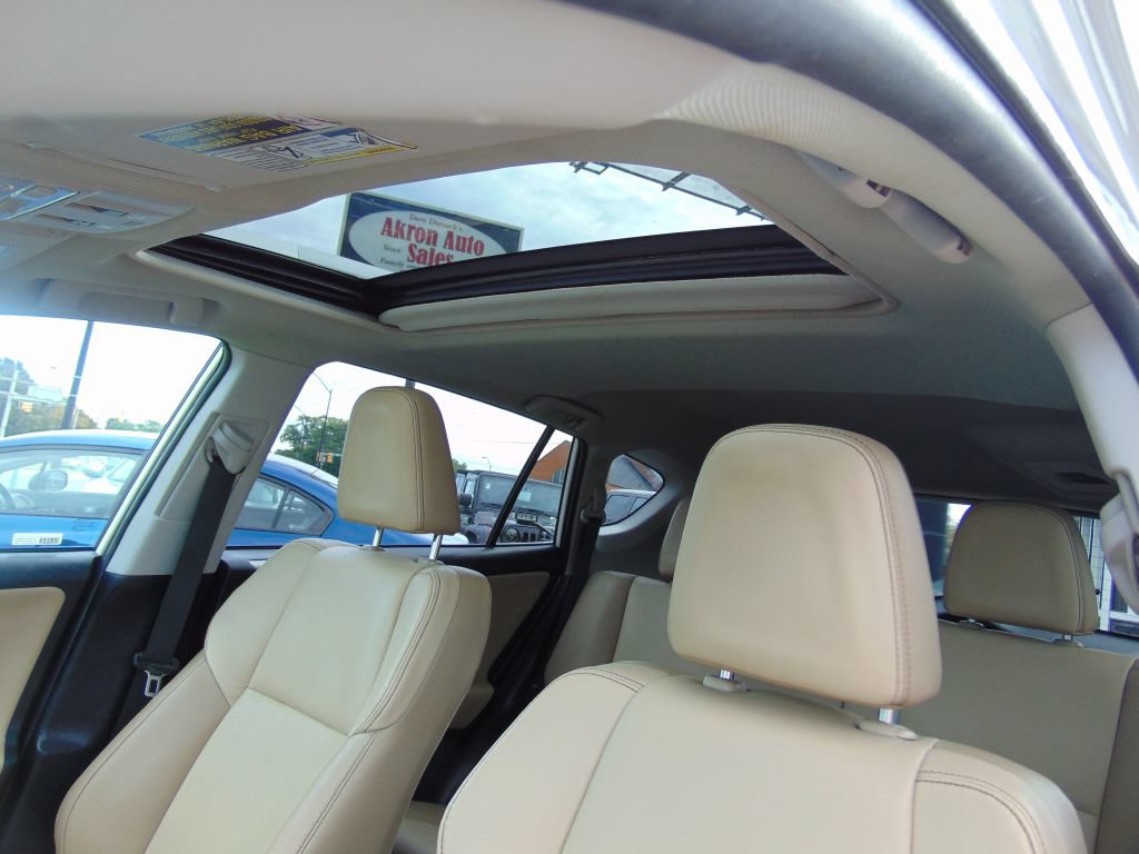 Used 2014 Toyota RAV4 Limited w/ Technology Package AWD/4WD image 34
