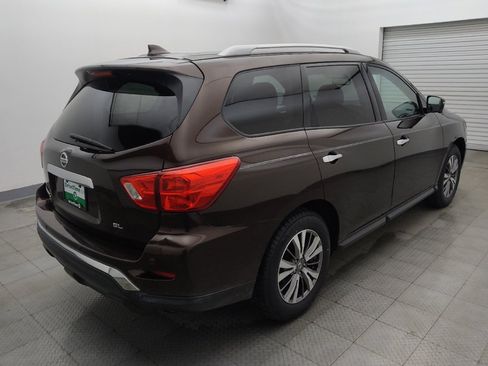 Used 2019 Nissan Pathfinder SL FWD image 9