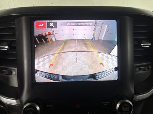 Used 2023 RAM 1500 Big Horn AWD/4WD image 19