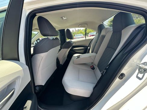 Used 2020 Toyota Corolla LE FWD image 23