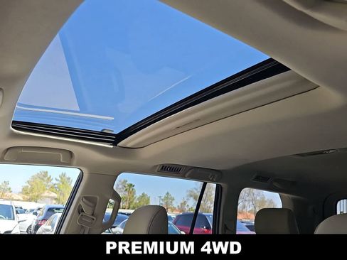 Used 2023 Lexus GX 460 Premium w/ Premium Package AWD/4WD image 29