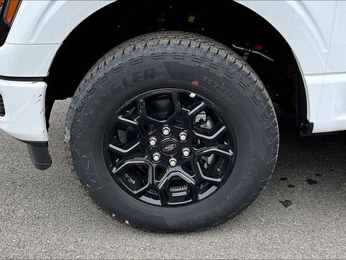 Used 2025 Ford F150 XLT w/ Equipment Group 302A MID AWD/4WD image 5