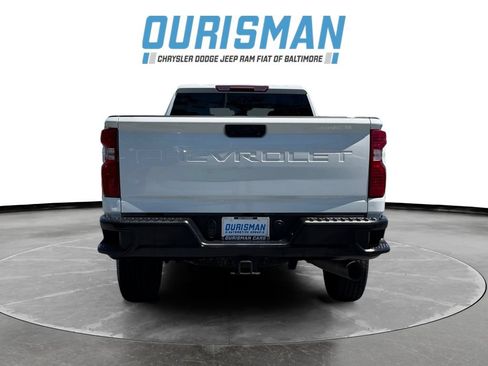 Used 2025 Chevrolet Silverado 3500 W/T AWD/4WD image 5